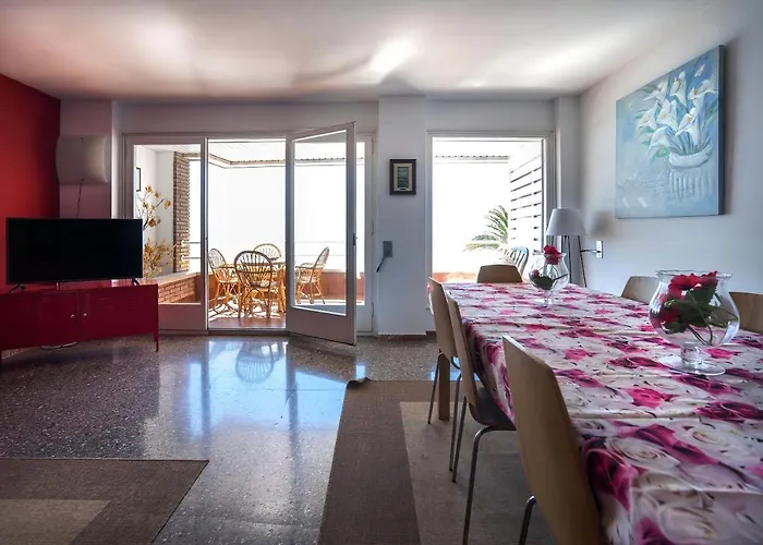 Vivalidays Rosalia - Centro Apartment Lloret de Mar